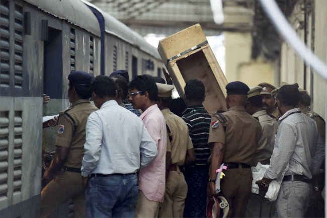 रेलवे ने चेन्नई ट्रेन लूट मामले में जांच के दिए आदेश