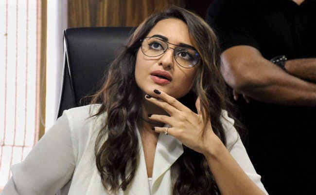 ‘अकीरा” मेरे करियर के सही वक्त पर आई है: सोनाक्षी