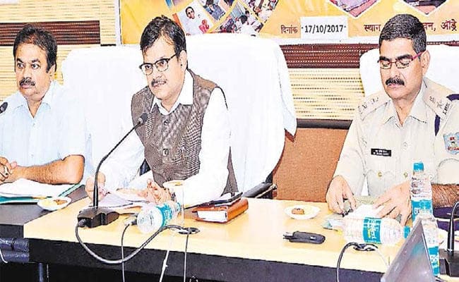 मुख्यमंत्री के आदेश पर कार्रवाई में विलंब पर सचिव नाराज, कहा : क्या लड़की मर जायेगी, तब पैसे देंगे ! मुख्यमंत्री के आदेश पर कार्रवाई में विलंब पर सचिव नाराज, कहा : क्या लड़की मर जायेगी, तब पैसे देंगे !