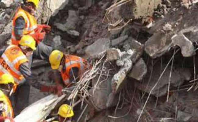 इमारत का हिस्सा ढहने से आठ लोगों की मौत, मुख्यमंत्री ने की 7.5 लाख की अनुग्रह राशि की घोषणा