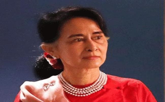 ऑक्सफोर्ड कॉलेज ने जूनियर कॉमन रूम के टाइटल से सू ची का नाम हटाया ऑक्सफोर्ड कॉलेज ने जूनियर कॉमन रूम के टाइटल से सू ची का नाम हटाया