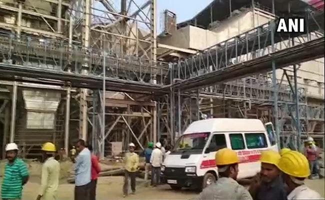 यूपी : NTPC के ऊंचाहार संयंत्र में बॉयलर फटने से 18 की मौत, 100 घायल यूपी : NTPC के ऊंचाहार संयंत्र में बॉयलर फटने से 18 की मौत, 100 घायल