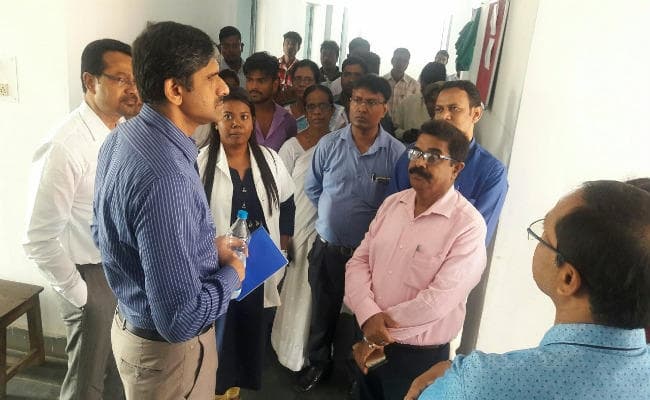 पोटका प्रखंड के कई इलाकों में स्वास्थ्य सेवाओं की जमीनी हकीकत का केंद्रीय टीम ने लिया जायजा