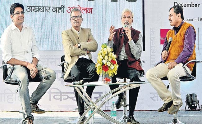 झारखंड लिटरेरी मीट : भाषा व्यवहार में रहती है, तभी जिंदा रहती है