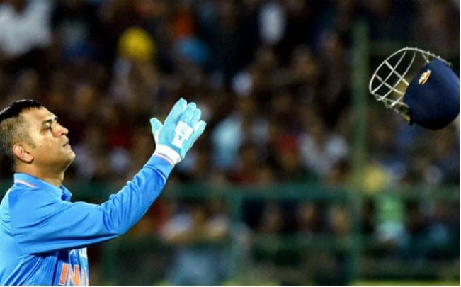 मोमेंटम झारखंड: आज से अपील करते नजर आयेंगे धौनी धौनी, मोमेंटम झारखंड के ब्रांड एंबेसडर बनाये गये