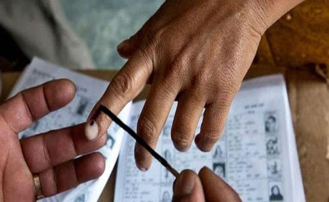 दिल्ली नगर निकाय : अपने आधे पार्षदों का टिकट काट सकती है भाजपा