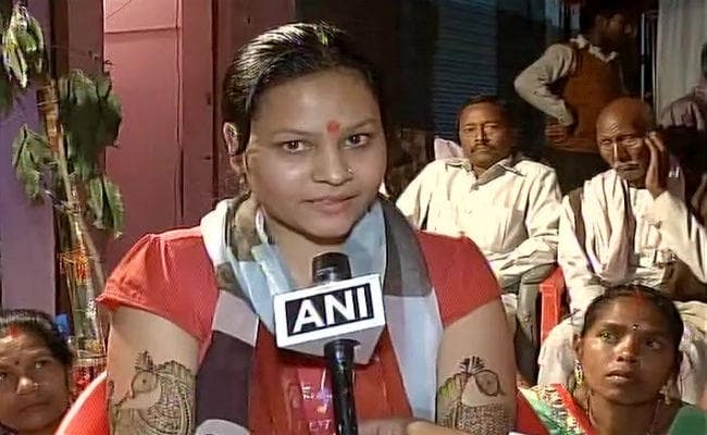 UP election : एक दुल्हन ने कहा, मैं ससुराल नहीं जाऊंगी, पहले करूंगी मतदान