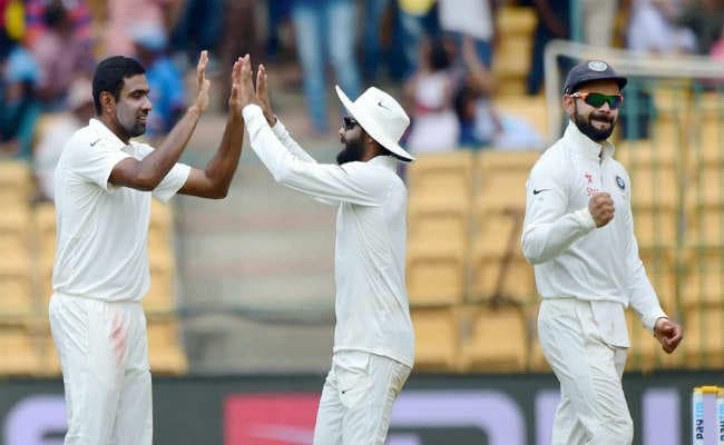 विराट कोहली ने इशारों-इशारों में स्मिथ को धोखेबाज ठहराया विराट कोहली ने इशारों-इशारों में स्मिथ को धोखेबाज ठहराया