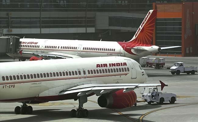 अब एयर इंडिया से भिड़ीं एक और सांसद डोला सेन, फ्लाइट 30 मिनट देर अब एयर इंडिया से भिड़ीं एक और सांसद डोला सेन, फ्लाइट 30 मिनट देर