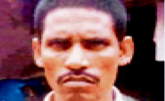 झारखंड : गुमला में जंगल से मिले नौ AK-47, नकुल समेत चार माओवादियों ने किया सरेंडर झारखंड : गुमला में जंगल से मिले नौ AK-47, नकुल समेत चार माओवादियों ने किया सरेंडर