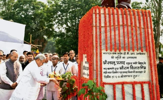 जयंती पर याद किये गये डॉ आंबेडकर