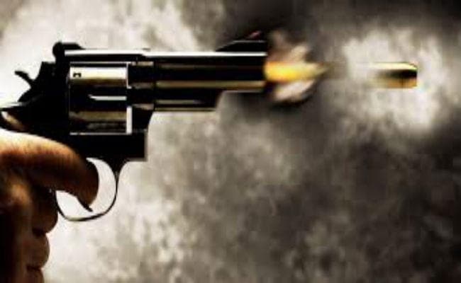 इचाक : पत्थर व्यवसायी को अपराधियों ने मारी गोली