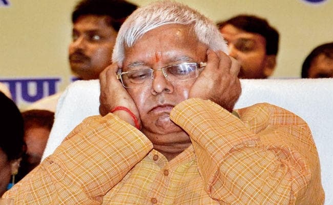चारा घोटाला : लालू पर चलेगा आपराधिक साजिश का केस, नौ माह में पूरा होगा ट्रायल चारा घोटाला : लालू पर चलेगा आपराधिक साजिश का केस, नौ माह में पूरा होगा ट्रायल
