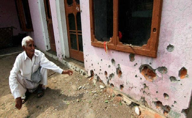 पाकिस्तान ने फिर किया सीजफायर का उल्लंघन, 2 नागरिक की मौत पाकिस्तान ने फिर किया सीजफायर का उल्लंघन, 2 नागरिक की मौत
