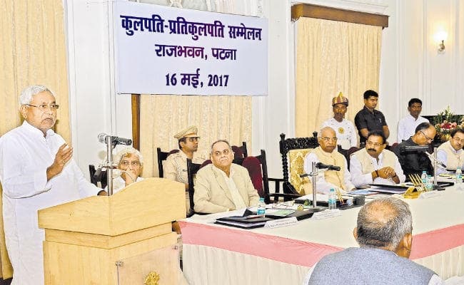 बिहार को फिर से शिक्षा के क्षेत्र में ऊंचाई पर ले जाना है : सीएम बिहार को फिर से शिक्षा के क्षेत्र में ऊंचाई पर ले जाना है : सीएम