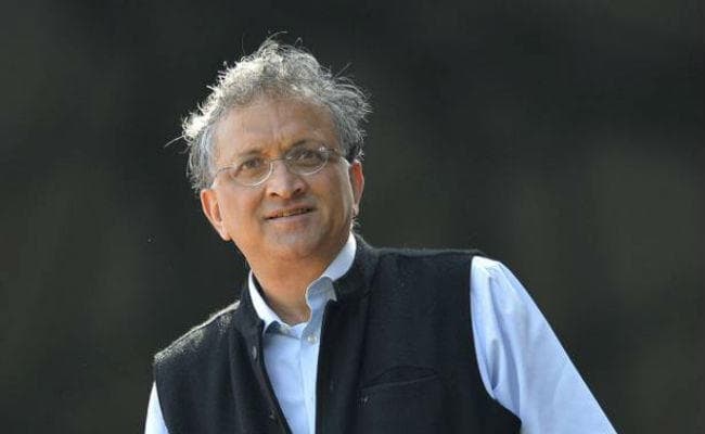 अनिल कुंबले विवाद के कारण रामचंद्र गुहा ने छोड़ी बीसीसीआई प्रशासकों की समिति