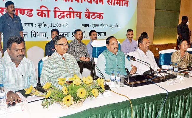 बालू घाटों को मुफ्त करने पर विचार करेगी सरकार