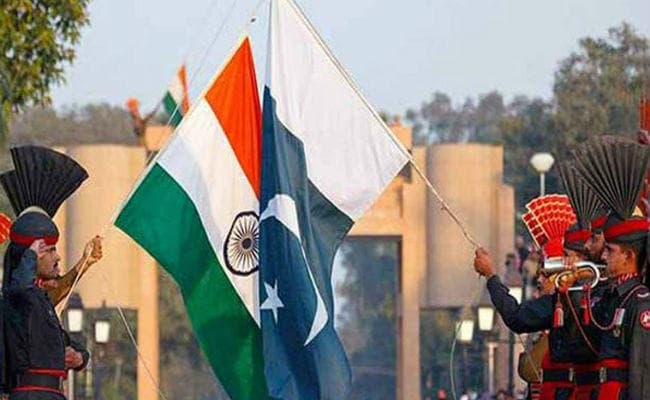 फ्रेंडशिप डे: भारत-पाक में दोस्ती का रिश्ता गढ़ रहे युवा फ्रेंडशिप डे: भारत-पाक में दोस्ती का रिश्ता गढ़ रहे युवा