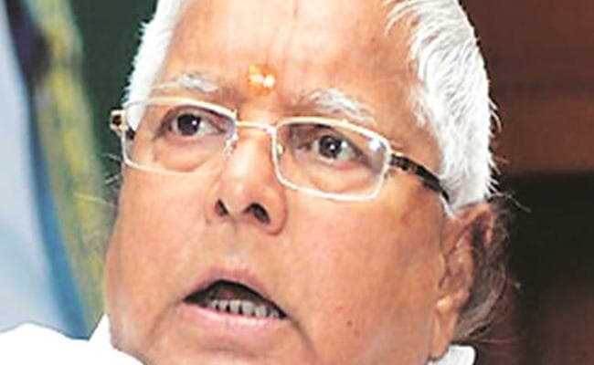 राजद सुप्रीमो लालू प्रसाद के परिवार की कुछ संपत्तियों की होगी कुर्की, आयकर विभाग ने जारी किये आदेश