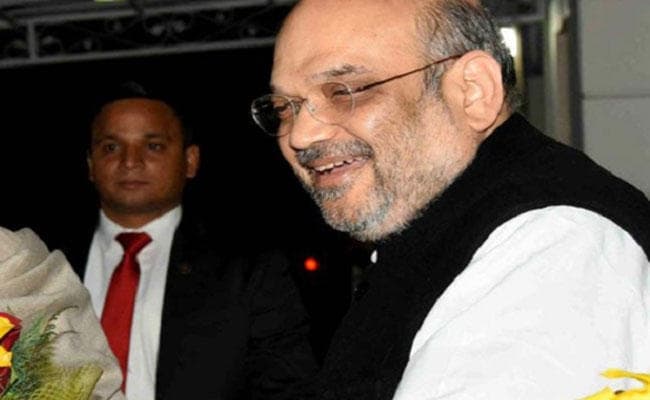 बिहार भाजपा के नेताओं से मिले अमित शाह बिहार भाजपा के नेताओं से मिले अमित शाह