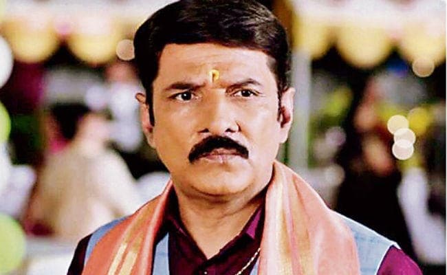 पटना से मुंबई तक का सफर ऐसे पूरा किया निमकी मुखिया के ठाकुर साहब ने पटना से मुंबई तक का सफर ऐसे पूरा किया निमकी मुखिया के ठाकुर साहब ने