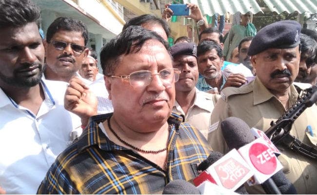 पूर्व मंत्री मंजू वर्मा के पति चंद्रशेखर वर्मा ने कोर्ट में किया सरेंडर, कहा- पत्नी बेकसूर, DGP ने कहा…