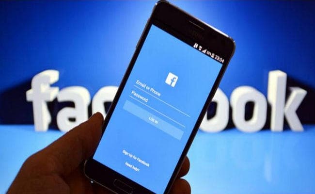 WHATT: Facebook पर 7 रुपये में बिक गये यूजर्स के private messages?