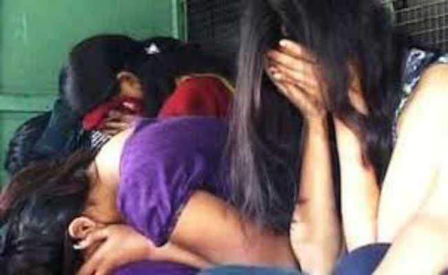 पटना : पांडव गिरोह के सरगना की पत्नी कराती थी देह व्यापार, केस दर्ज