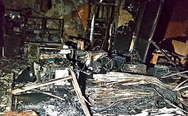 रांची : पुलिस मुख्यालय में आग लगने से कंप्यूटर जला, बचे आइजी-डीआइजी