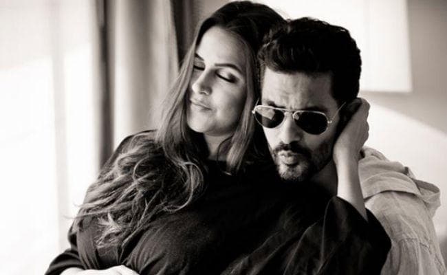 एक्ट्रेस नेहा धूपिया के घर आयी नन्ही ''परी'', शादी के छह माह बाद बनीं मां