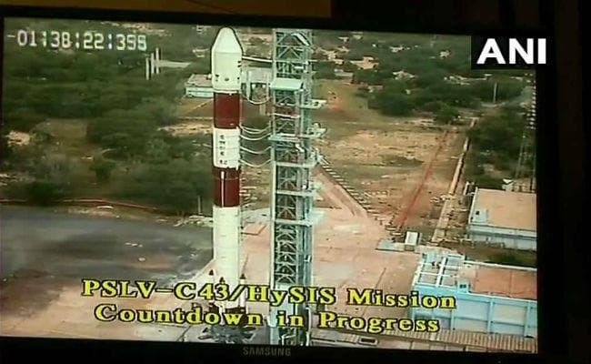 PSLV-C43 ने HysIS सेटेलाइट को लॉन्च किया, करेगा पृथ्वी की निगरानी, जानें खूबियां PSLV-C43 ने HysIS सेटेलाइट को लॉन्च किया, करेगा पृथ्वी की निगरानी, जानें खूबियां