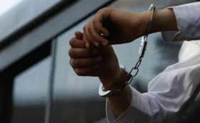 दुर्गापुर : एसएफआई की रैली को पुलिस ने रोका, 89 को किया गिरफ्तार