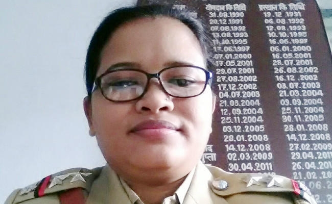 Jharkhand : …जब प्रियंका आनंद ने चार साल से फरार अपराधी को दो किलोमीटर तक दौड़ाकर धर दबोचा
