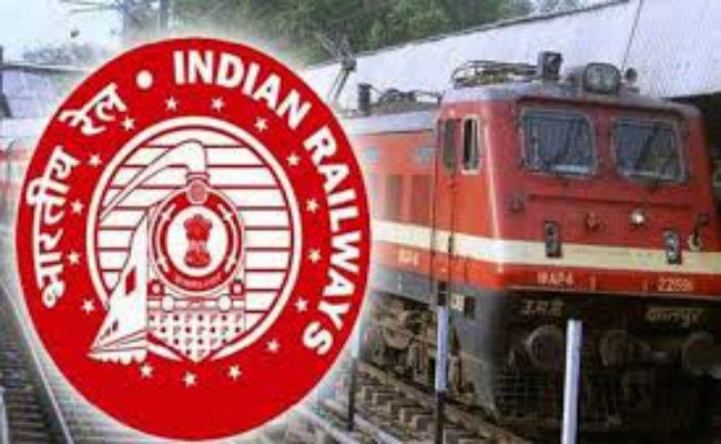 रेलवे अपने कर्मचारियों को करायेगा मलेशिया और सिंगापुर की सैर, गैंगमैन और नन ग्रेडेड कर्मचारी होंगे शामिल रेलवे अपने कर्मचारियों को करायेगा मलेशिया और सिंगापुर की सैर, गैंगमैन और नन ग्रेडेड कर्मचारी होंगे शामिल