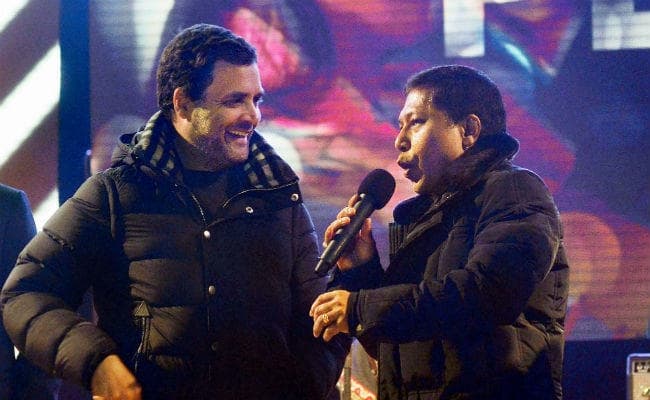 Meghalaya Election : सूट के लिए मोदी पर हमला करने वाले राहुल गांधी की जैकेट पर छिड़ी जंग Meghalaya Election : सूट के लिए मोदी पर हमला करने वाले राहुल गांधी की जैकेट पर छिड़ी जंग