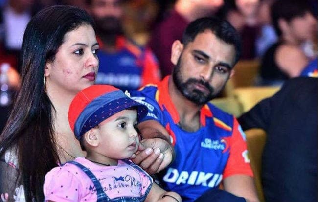 IN PICS: पत्नी हसीन ने लगाया तेज गेंदबाज मोहम्मद शमी पर मैच फिक्सिंग का आरोप