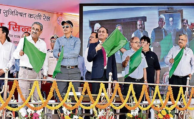 झारखंड : कोल इंडिया के चेयरमैन ने कहा, टोरी-बालूमाथ रेल परियोजना से कोयला परिवहन को मिलेगी गति