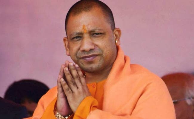 उत्तर प्रदेश में इस बार कुछ खास होगी आम्बेडकर जयंती, लोगों को लुभाने में लगी हैं पार्टियां उत्तर प्रदेश में इस बार कुछ खास होगी आम्बेडकर जयंती, लोगों को लुभाने में लगी हैं पार्टियां