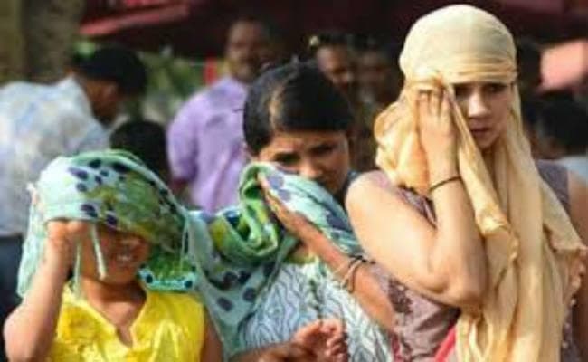 ओडिशा में गर्मी का कहर, झारसुगुड़ा का पारा 42.80, राज्य में सबसे गर्म ओडिशा में गर्मी का कहर, झारसुगुड़ा का पारा 42.80, राज्य में सबसे गर्म