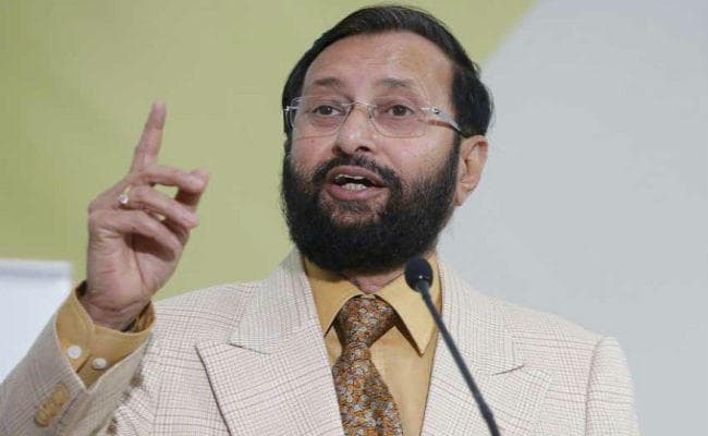 कोलकाता : केंद्रीय मंत्री प्रकाश जावड़ेकर आज महानगर में कोलकाता : केंद्रीय मंत्री प्रकाश जावड़ेकर आज महानगर में