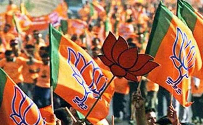 कोलकाता : भाजपा बनी सबसे मालदार पार्टी कोलकाता : भाजपा बनी सबसे मालदार पार्टी
