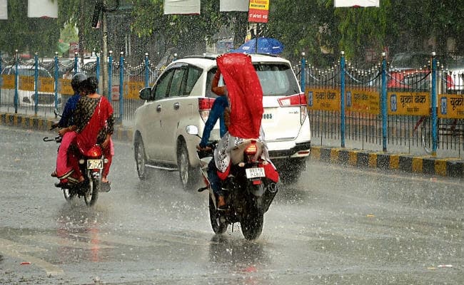बदला मौसम: दिल्ली में गिरेंगे ओले, झारखंड में जमकर बरसेंगे बादल, जानें यूपी-बिहार का हाल