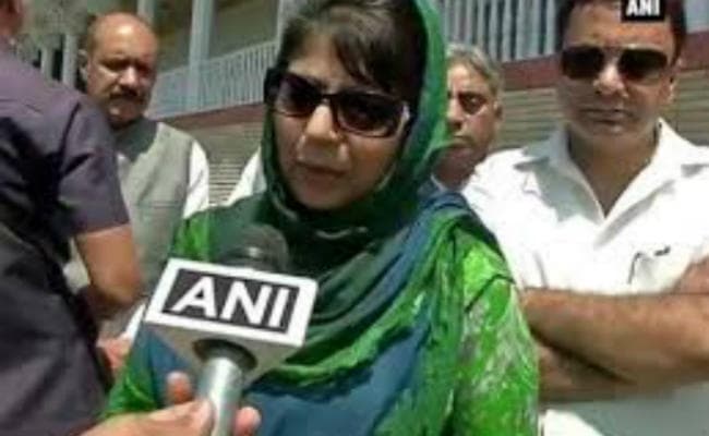 महबूबा ने पीडीपी को ‘फैमिली डेमोक्रेटिक पार्टी” दिया : पूर्व मंत्री इमरान अंसारी