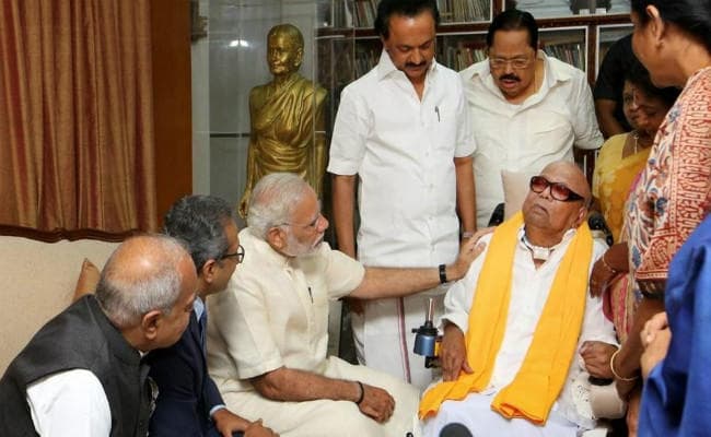 करुणानिधि बीमार, पीएम मोदी सहित कई नेताओं ने जाना हाल, आवास की सुरक्षा कड़ी
