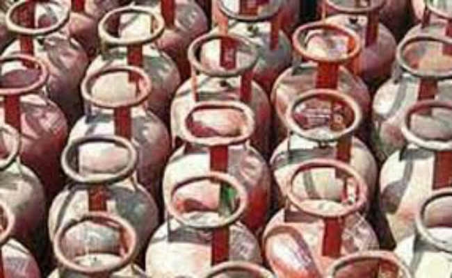 आठ माह पहले ‘उज्जवला योजना’ का लक्ष्य पूरा