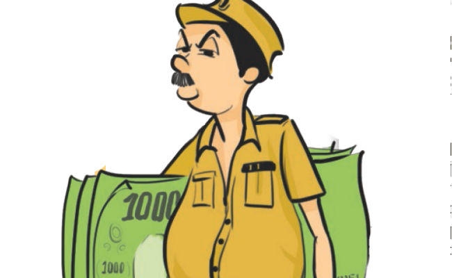 पटना : टूट रही वर्दीधारियों की ईमानदारी की प्रतिज्ञा, पुलिस गश्ती टीम ने दूध विक्रेता से वसूली रंगदारी, 4 गिरफ्तार