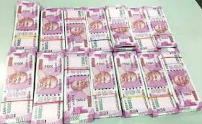 7 लाख के नकली नोट बरामद बंगाल से जुड़े तार