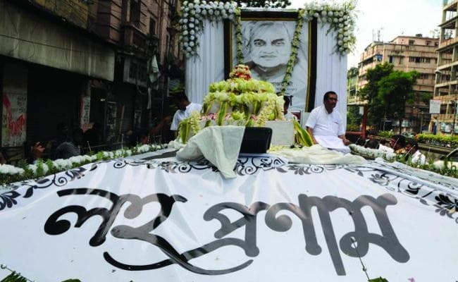 अटलजी की अस्थियां गंगासागर में प्रवाहित