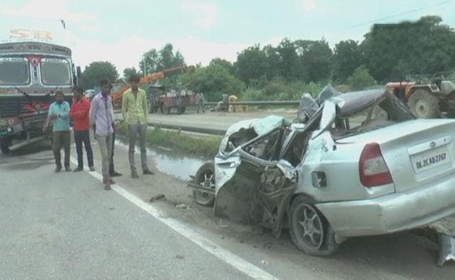 हरियाणा : रेवाड़ी में कार दुर्घटना में 6 लोगों की मौत, 1 घायल