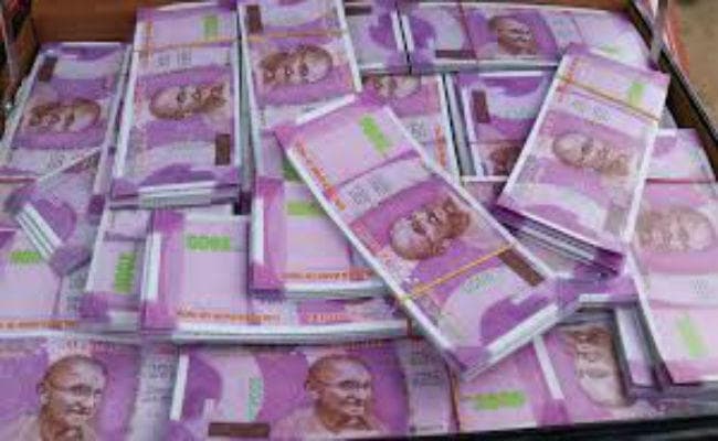 सर्वे रिपोर्ट : भारत में 2022 तक 70 फीसदी बढ़ेगी अर्द्ध-अरबपतियों की संख्या
